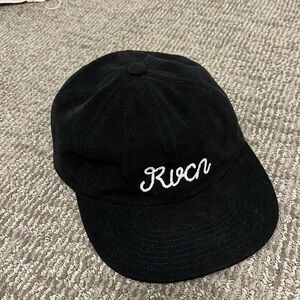 RVCA SORRY surf hat